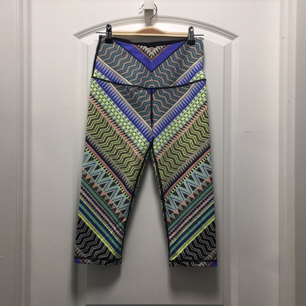 Victoria’s Secret Sport VSX hi rise Crop pant, SM